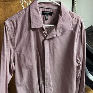 Banana Republic Men's Burgundy Button Down Shirt